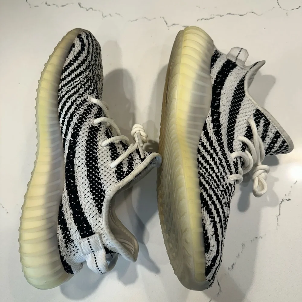 Yeezy Boost 350 (Zebra) - Picture 4 of 9